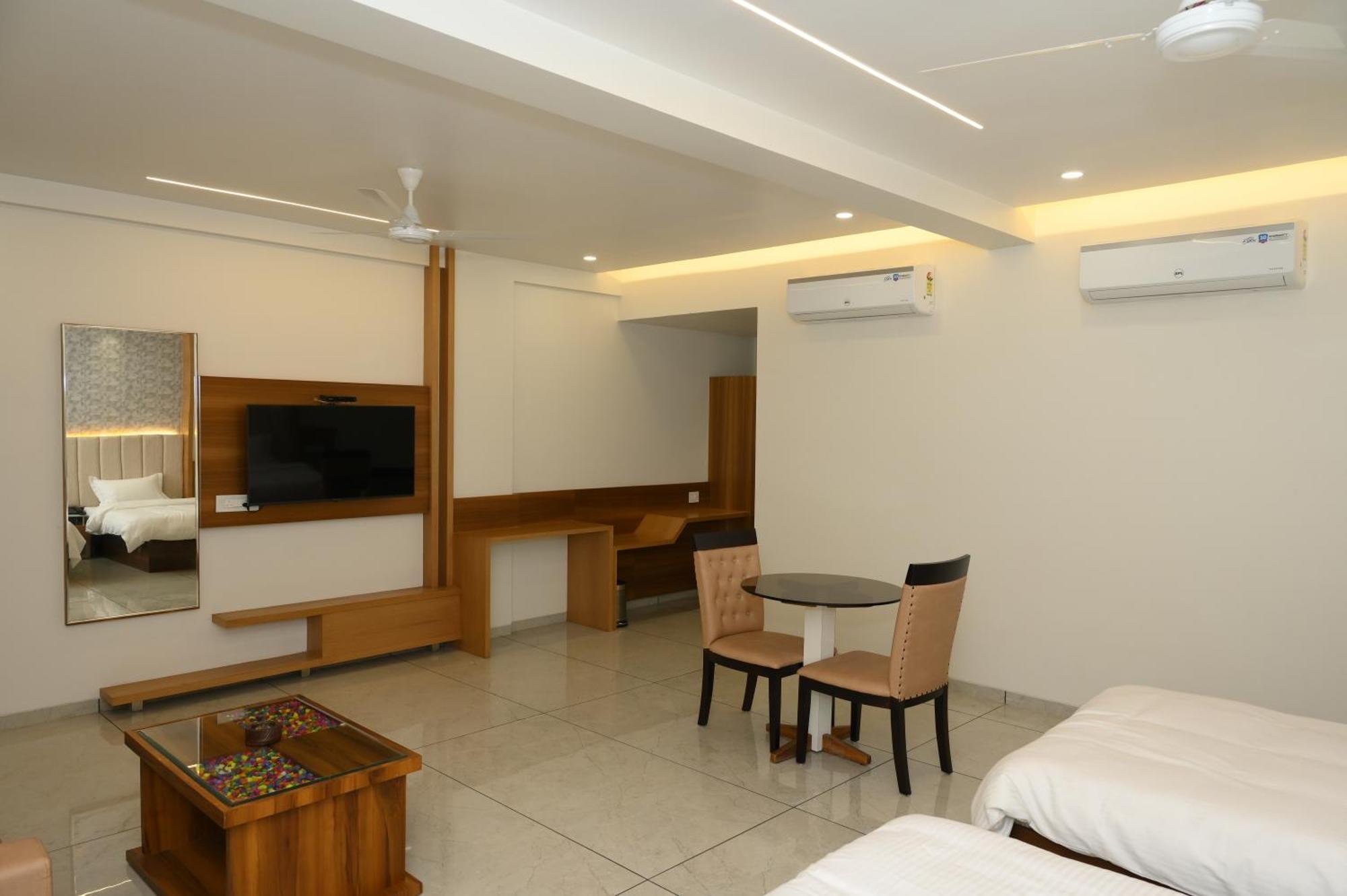 Hotel Parqotel Arnala ภายนอก รูปภาพ
