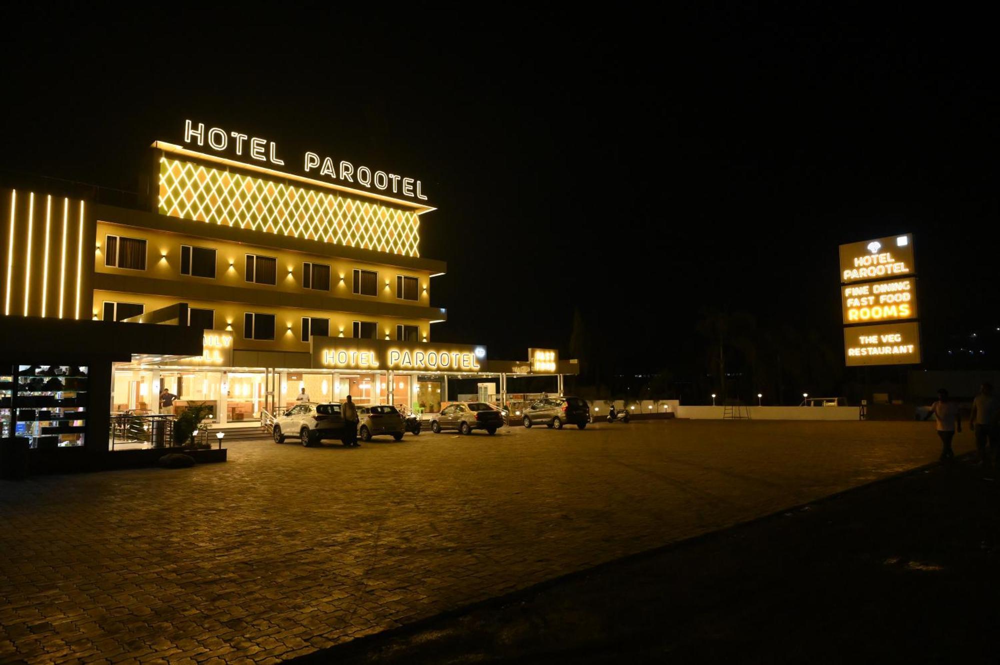 Hotel Parqotel Arnala ภายนอก รูปภาพ